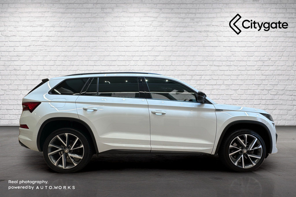 Skoda Kodiaq Sportline 7 Seats 2.0 Tsi 190 Ps 4X4 Dsg White #4
