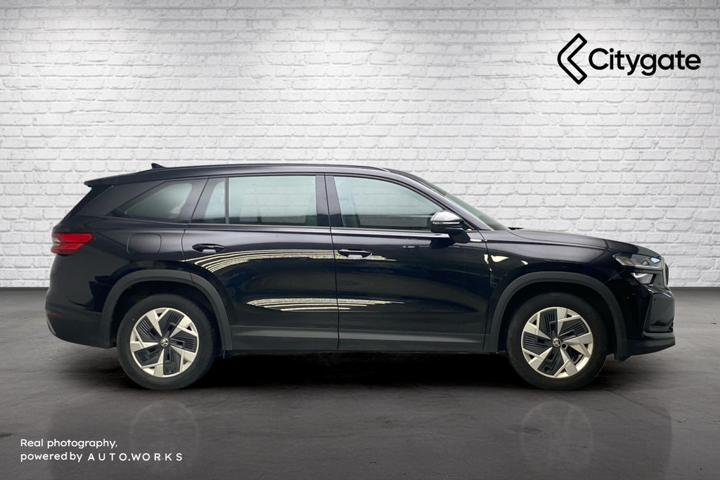 Skoda Kodiaq Se 7 Seats 2.0 Tdi 150 Ps Dsg GL74LWC Black #4