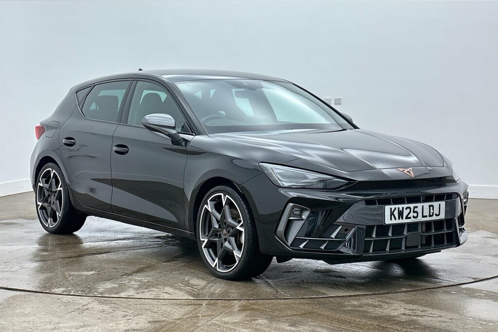 Cupra Leon Hatch V2 1.5 Etsi 150 7-Speed Black