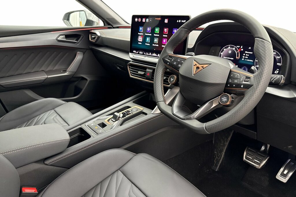 Cupra Leon Vz2 1.5 E-hybrid 272 6-Speed White #6