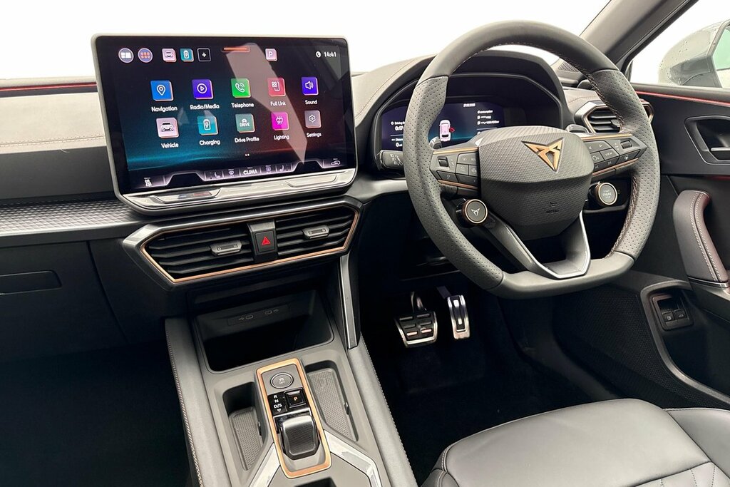 Cupra Leon Vz2 1.5 E-hybrid 272 6-Speed White #2