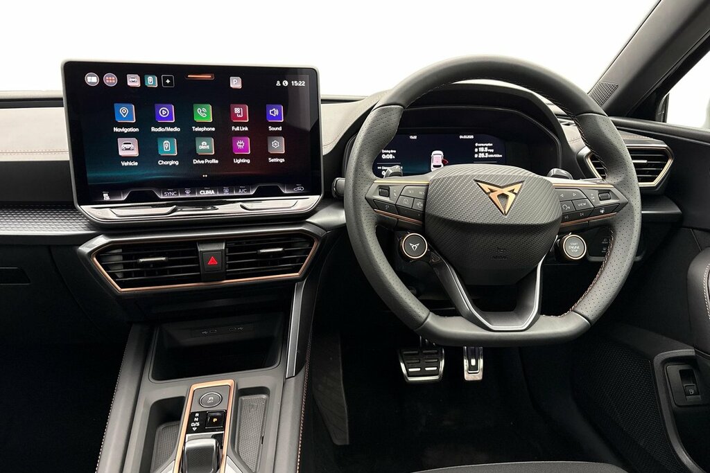 Cupra Leon Leon Hatch V1 1.5 E-hybrid 204 6-Speed Au KS75DSU Black #2