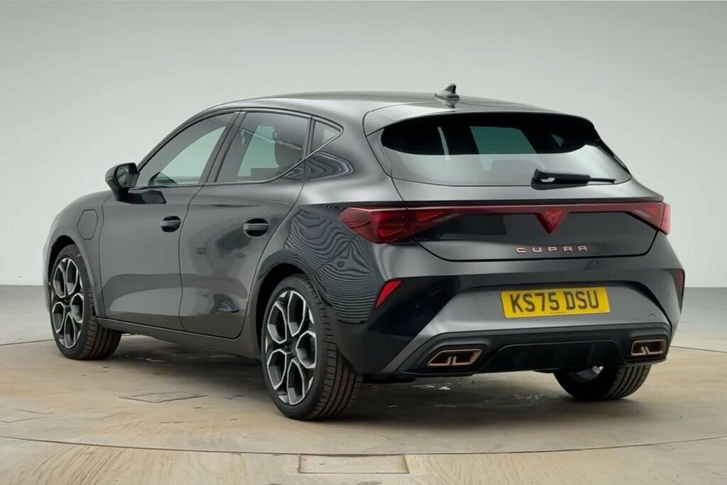 Cupra Leon Leon Hatch V1 1.5 E-hybrid 204 6-Speed Au KS75DSU Black #3