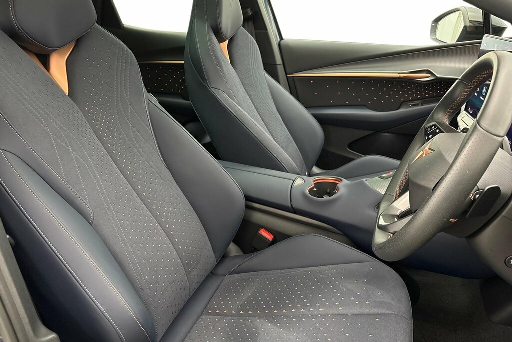 Cupra Tavascan 210Kw V1 77Kwh Silver #10