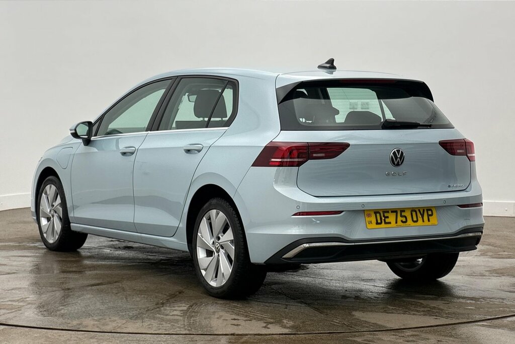 Volkswagen Golf Hatch Style 1.5 Tsi Ehybrid 204 Ps 6-Speed Dsg 5 D DE75OYP Blue #3