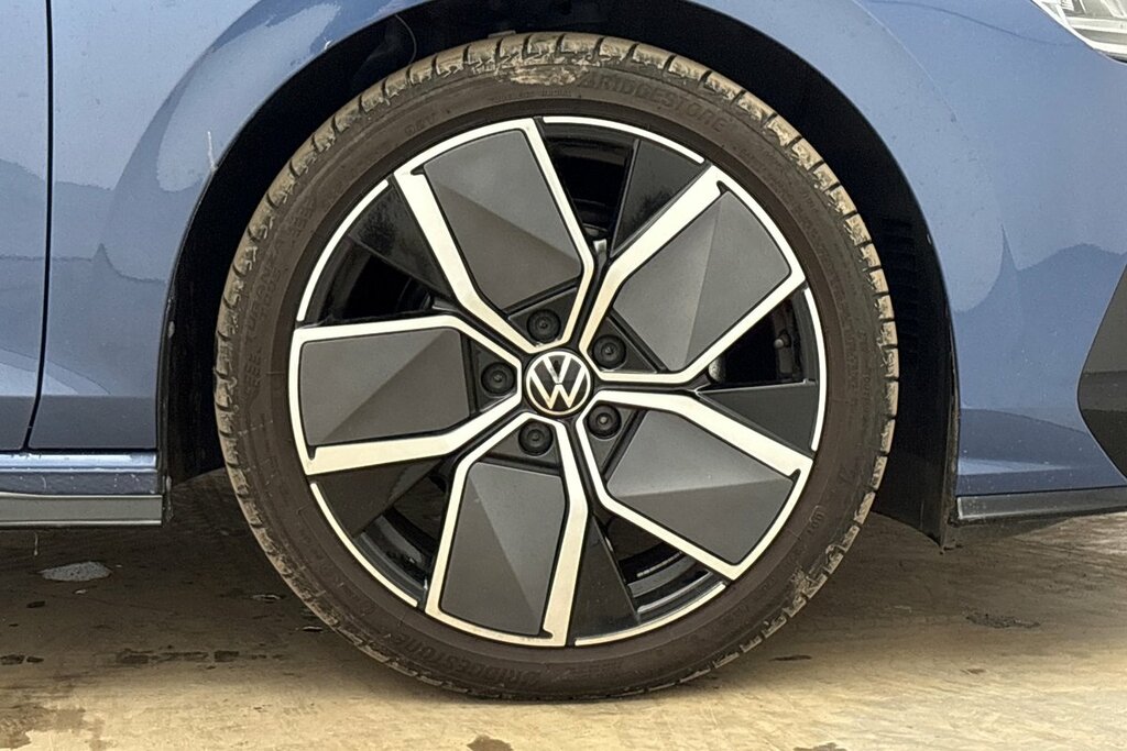 Volkswagen Golf Hatch R-line 1.5 Tsi 150Ps 6-Speed DE75NWL Blue #5