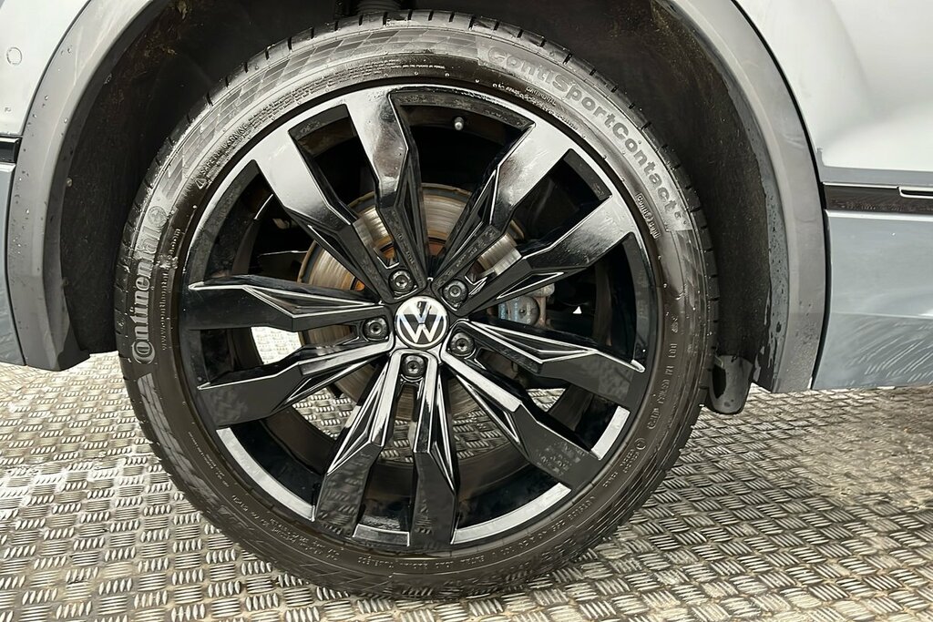 Volkswagen Tiguan Black Edition 1.5 Tsi 150Ps 7-Speed Dsg WU24LZK Grey #5