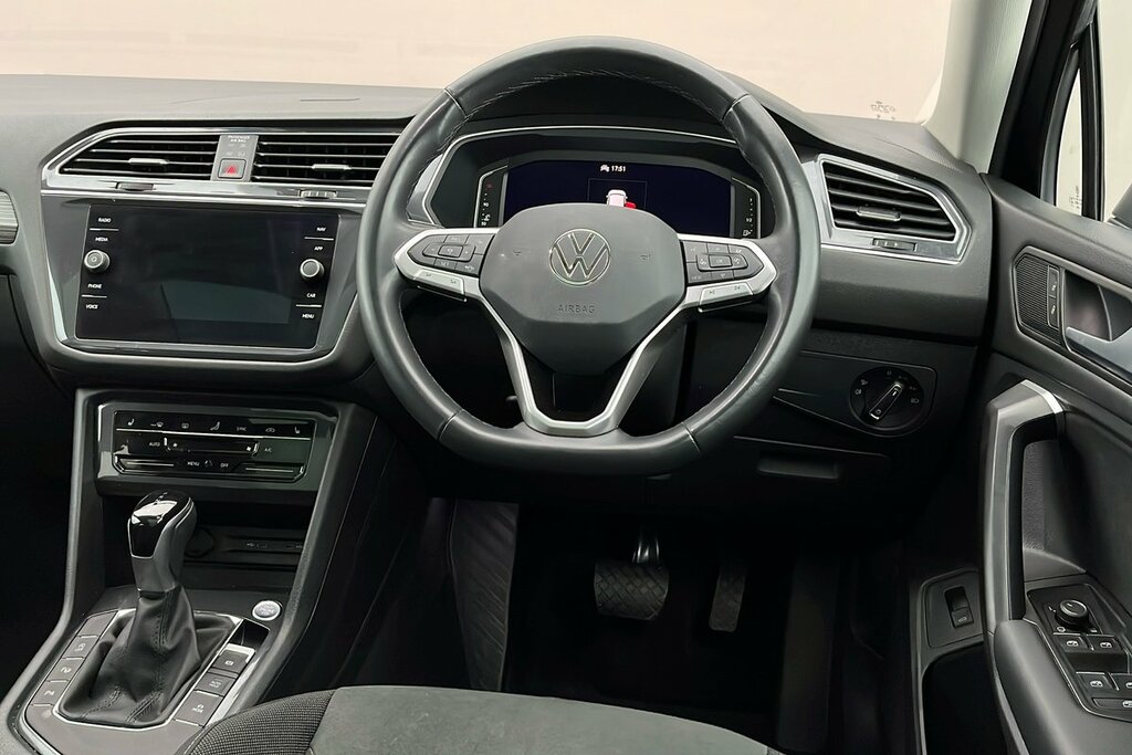 Volkswagen Tiguan Allspace Elegance 1.5 Tsi 150Ps 7-Speed Dsg White #27
