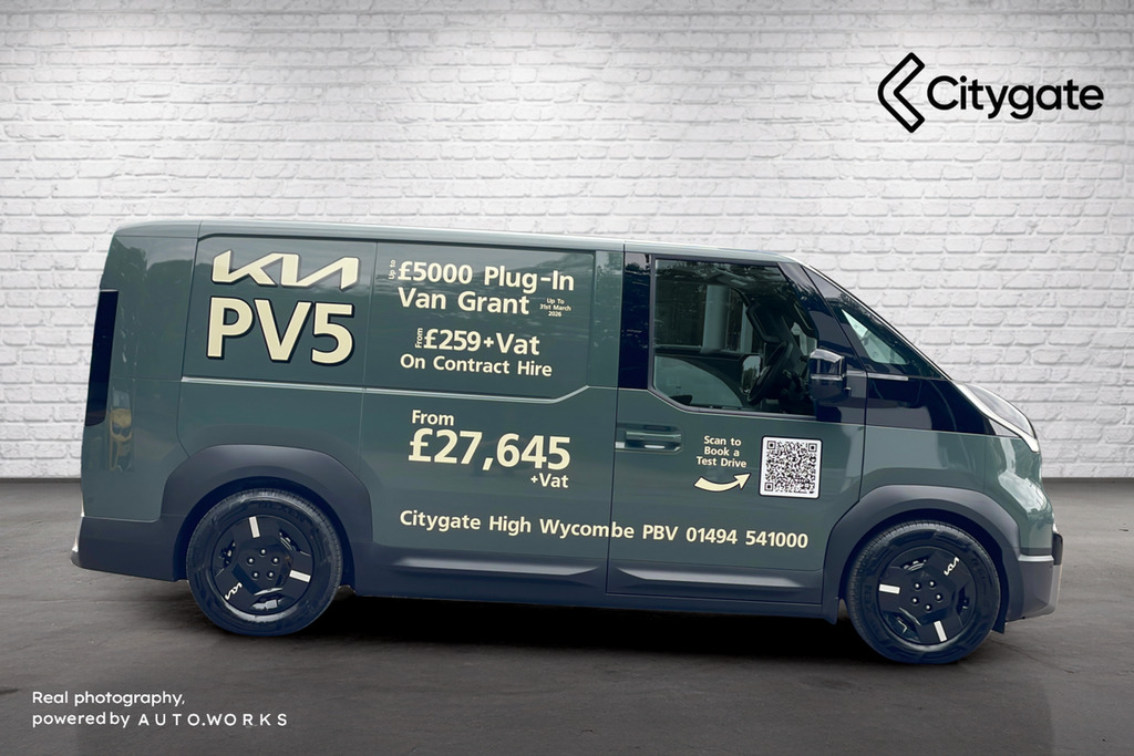 Kia PV5 Long Range 71.2Kwh Plus Cargo Panel Van Electr Green #4