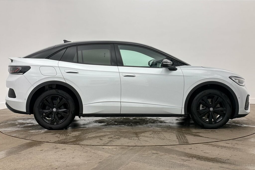 Volkswagen ID.5 Pro Black Edition 77Kwh 286 Ps 1-Speed 5 White #4