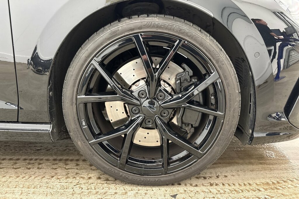 Volkswagen Golf Hatch R Black Edition 2.0 Tsi 4Motion 333 Ps 7-Spe KS75SVR Black #5