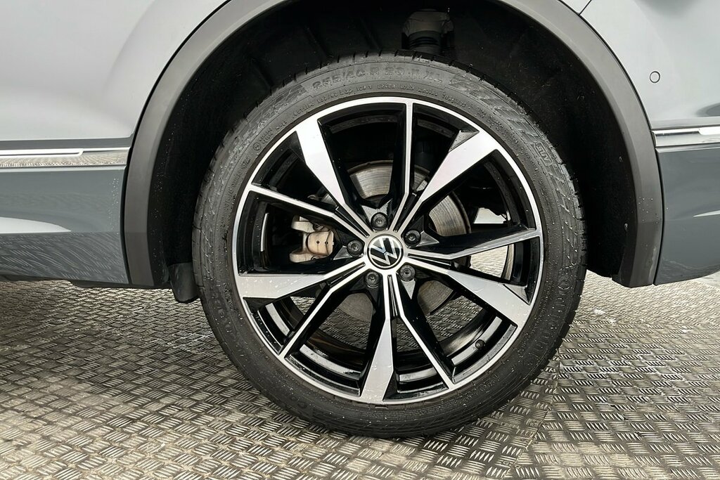 Volkswagen Tiguan R-line 1.4 Tsi Ehybrid 245Ps 6-Speed Dsg Grey #5