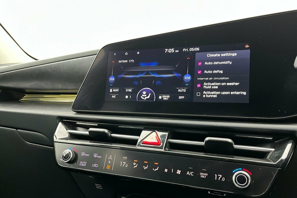 Kia e-Niro 150Kw 4 65Kwh White #19