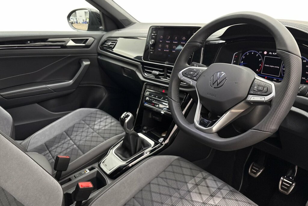 Volkswagen T-Roc Black Edition Plus 1.5 Tsi 150Ps 6-Speed 5 DA75FWM Black #6
