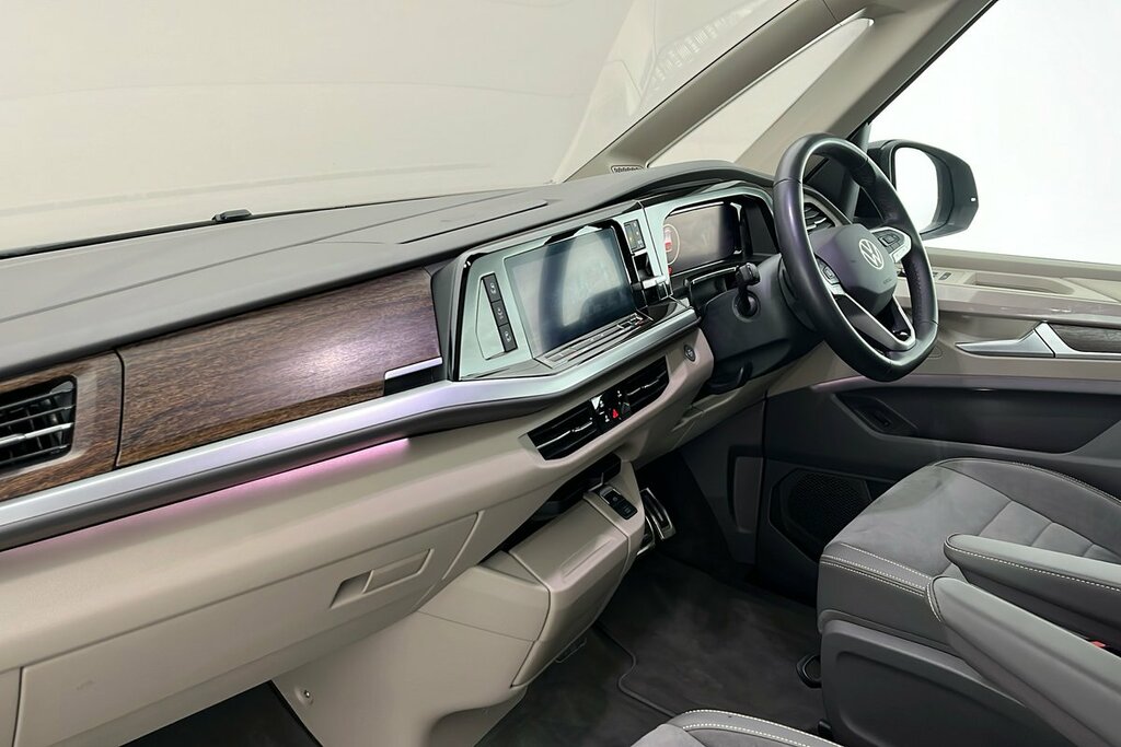 Volkswagen Multivan Style Long 204 Ps 2.0 Tsi 7-Speed Dsg RE75GHN Silver #2