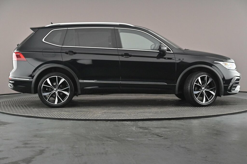Volkswagen Tiguan Allspace R-line 1.5 Tsi 150Ps 7-Speed Dsg Black #4