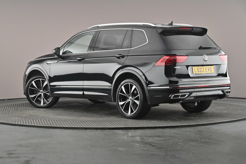 Volkswagen Tiguan Allspace R-line 1.5 Tsi 150Ps 7-Speed Dsg Black #3