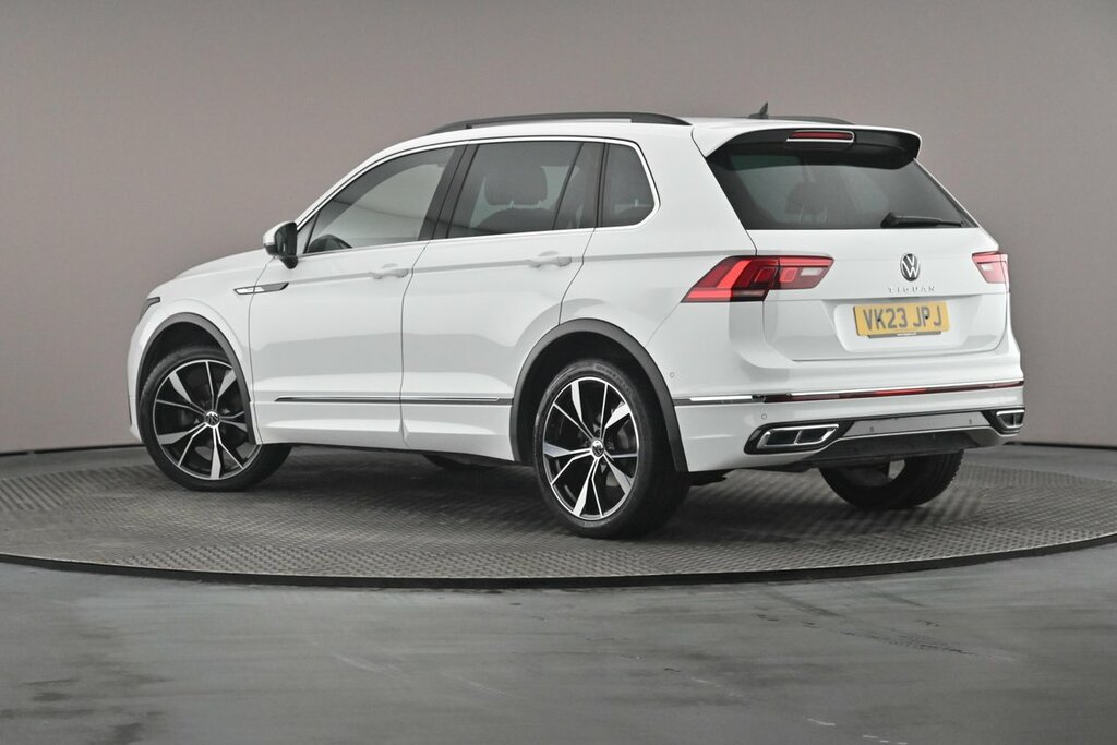 Volkswagen Tiguan R-line 1.5 Tsi 150Ps 7-Speed Dsg White #2
