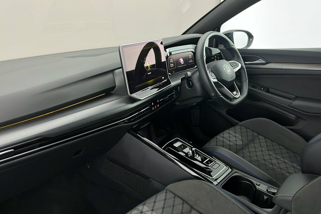 Volkswagen Golf Hatch R-line 1.5 Etsi 150Ps 7-Speed Dsg GL25JRX Black #2