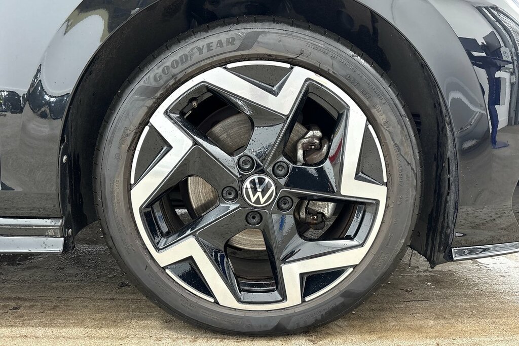 Volkswagen Golf Hatch R-line 1.5 Etsi 150Ps 7-Speed Dsg GL25KHH Black #5