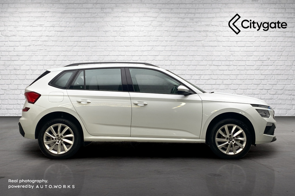 Skoda Kamiq Se Edition 1.0 Tsi 95 Ps 5G Man White #4