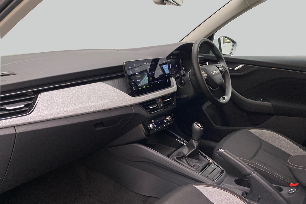 Skoda Kamiq Se Edition 1.0 Tsi 95 Ps 5G Man White #2