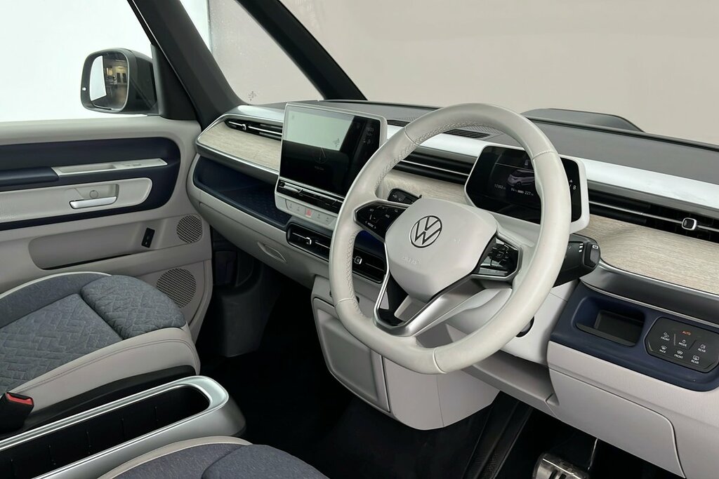 Volkswagen ID.Buzz 1St Edition Swb 204 Ps 77 Kwh Pro 1 Speed Blue #6