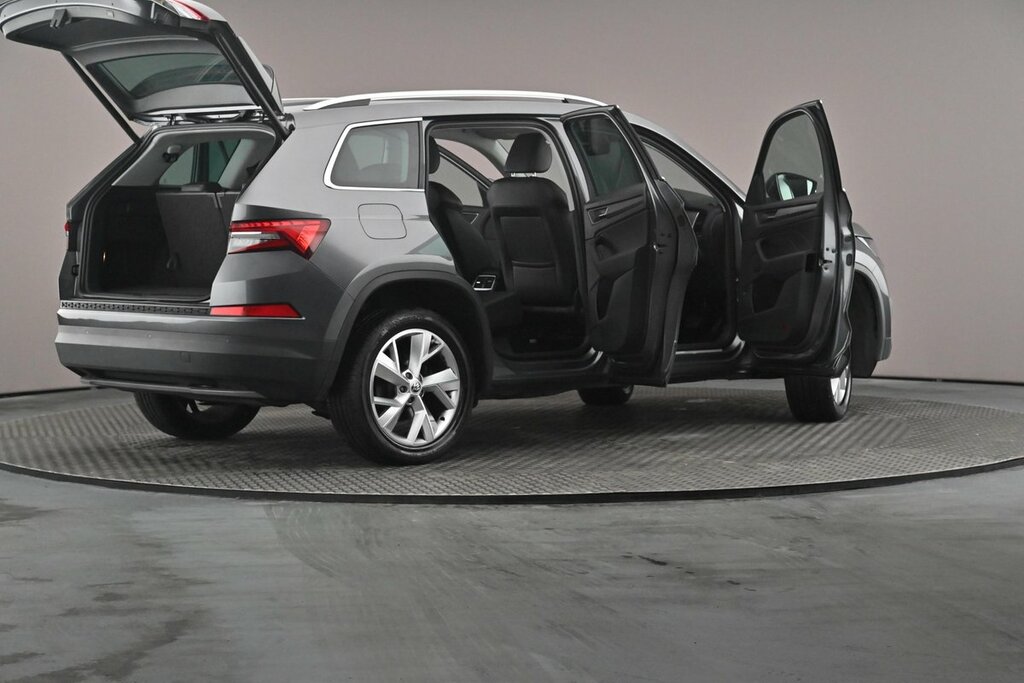 Skoda Kodiaq 1.5 Tsi 150Ps Se L Executive 7S Act Dsg White #45