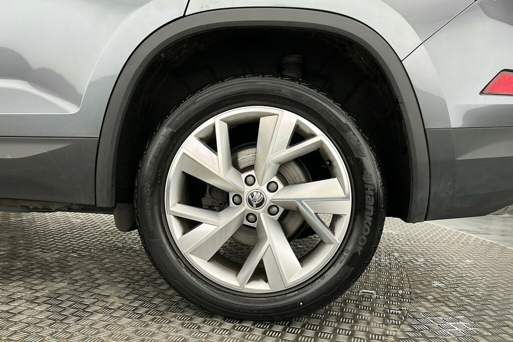 Skoda Kodiaq Se L Executive 7 Seats 1.5 Tsi 150 Ps Dsg Grey #5