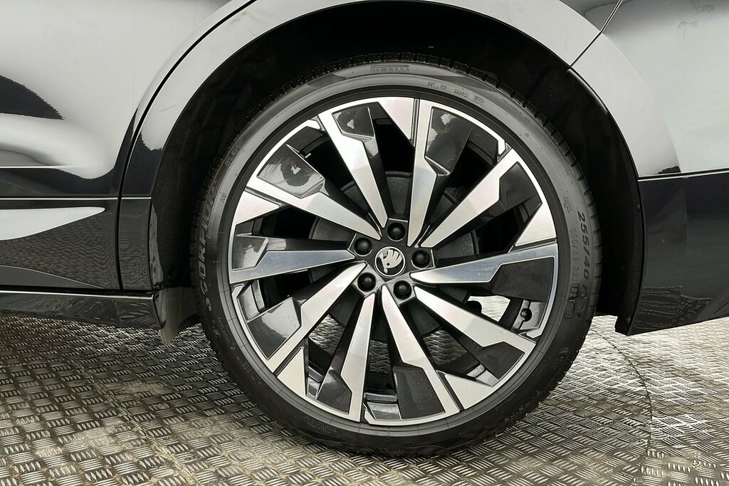 Skoda ENYAQ Sportline 85 82 Kwh 286 Ps Single Speed KR75ZWW Black #5