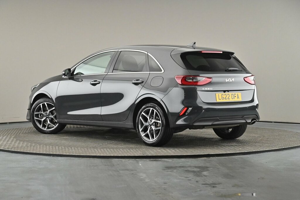 Kia Ceed 3 1.5T Gdi Isg Grey #2