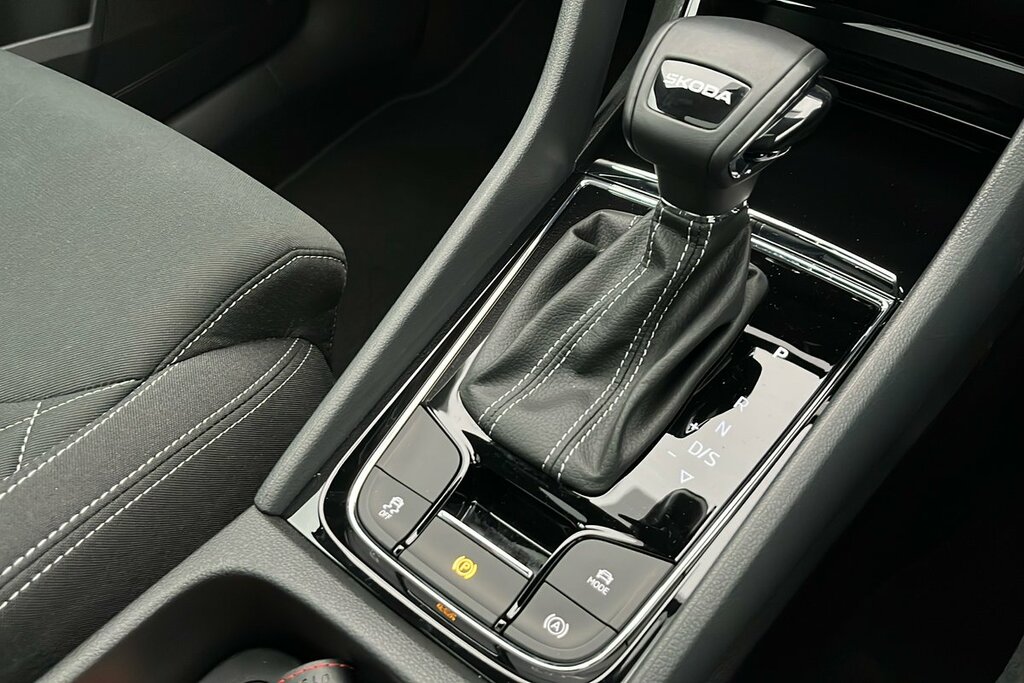 Skoda Karoq Sel Grey #12