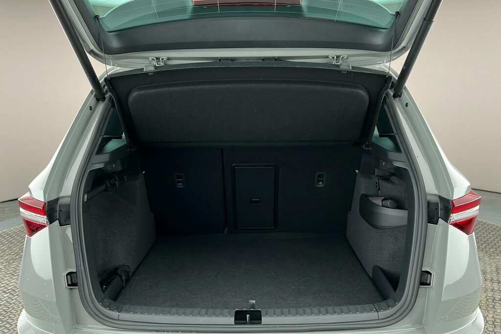 Skoda Karoq Sel Grey #11