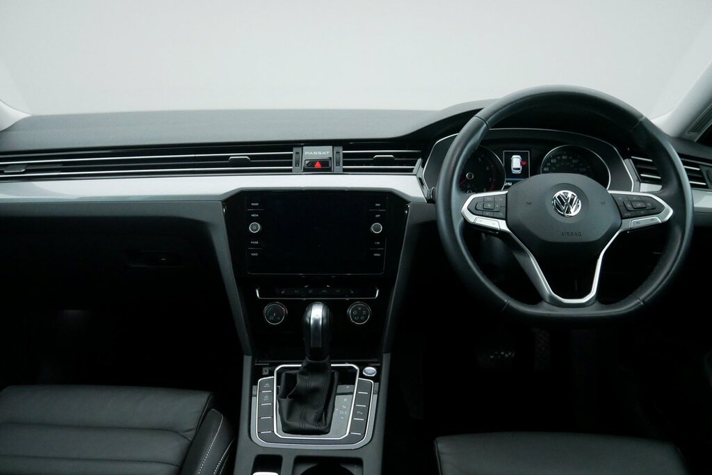 Volkswagen Passat R-line Blue #9