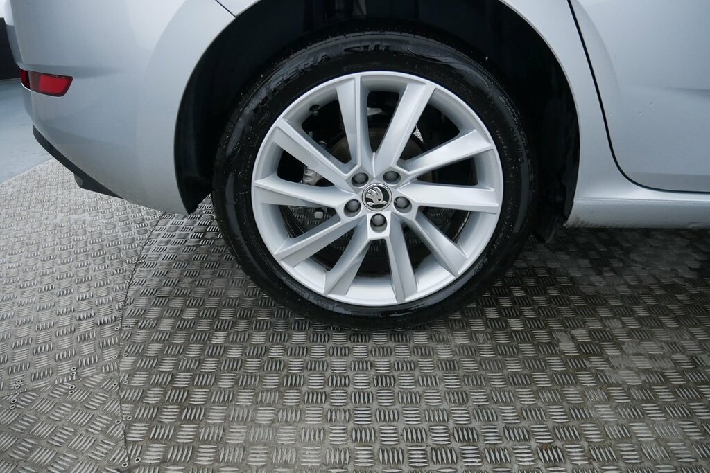 Skoda Scala Se L 1.0 Tsi 110 Ps Dsg Silver #5