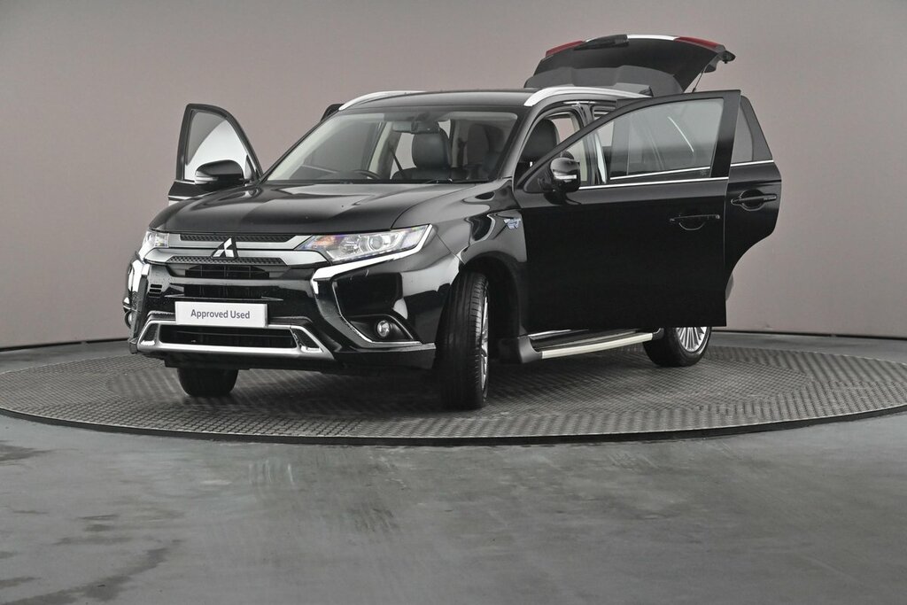 Mitsubishi Outlander Outlander Dynamic Safety Phev Cvt White #37