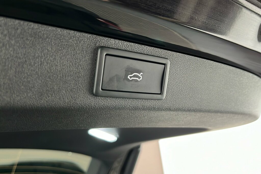 Skoda Elroq Sportline 85 82 Kwh 286 Ps Single Speed Black #3