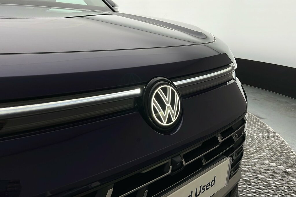 Volkswagen Tayron 1.5 Etsi Elegance Dsg7 7 Seat Purple #4