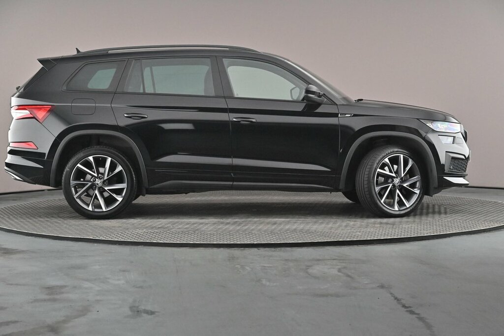 Skoda Kodiaq Sportline 7 Seats 2.0 Tsi 190 Ps 4X4 Dsg Black #4