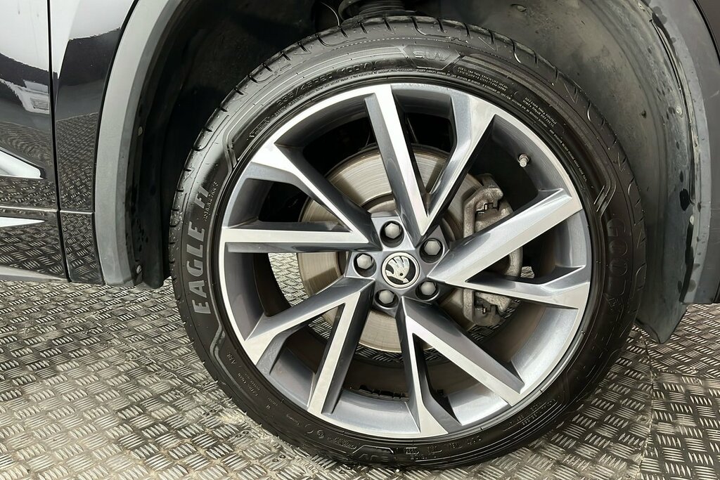 Skoda Kodiaq Sportline 7 Seats 2.0 Tsi 190 Ps 4X4 Dsg Black #5