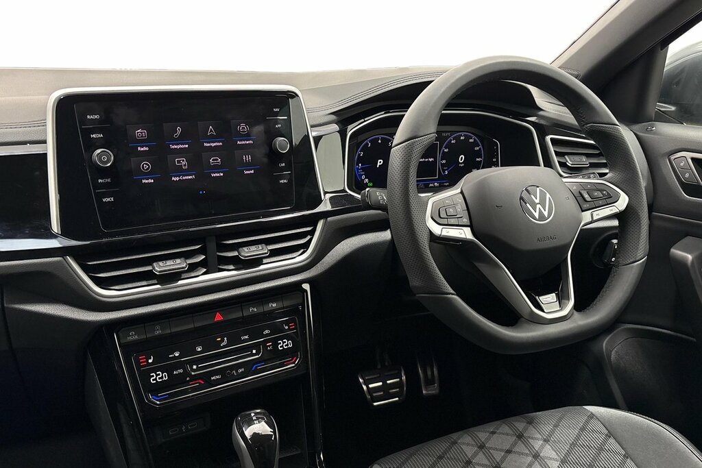 Volkswagen T-Roc R-line 1.5 Tsi 150Ps 7-Speed Dsg Grey #2