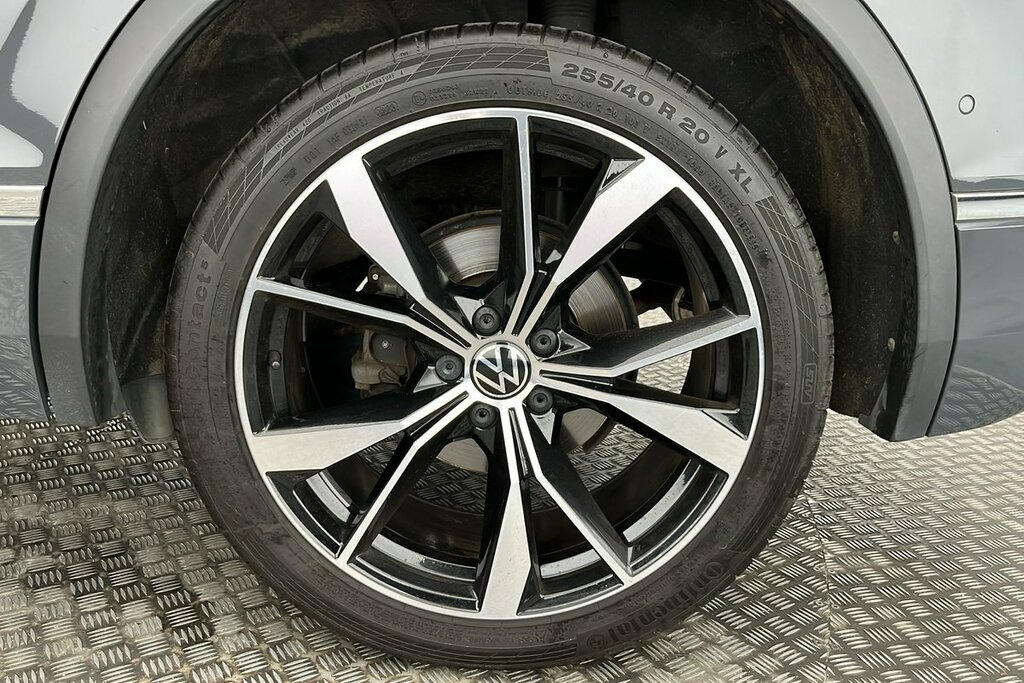 Volkswagen Tiguan R-line 1.5 Tsi 150Ps 7-Speed Dsg MT23YSN Grey #5