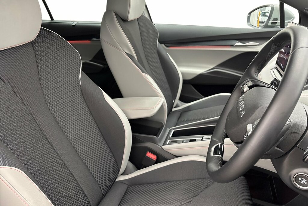 Skoda Elroq Edition Black #10