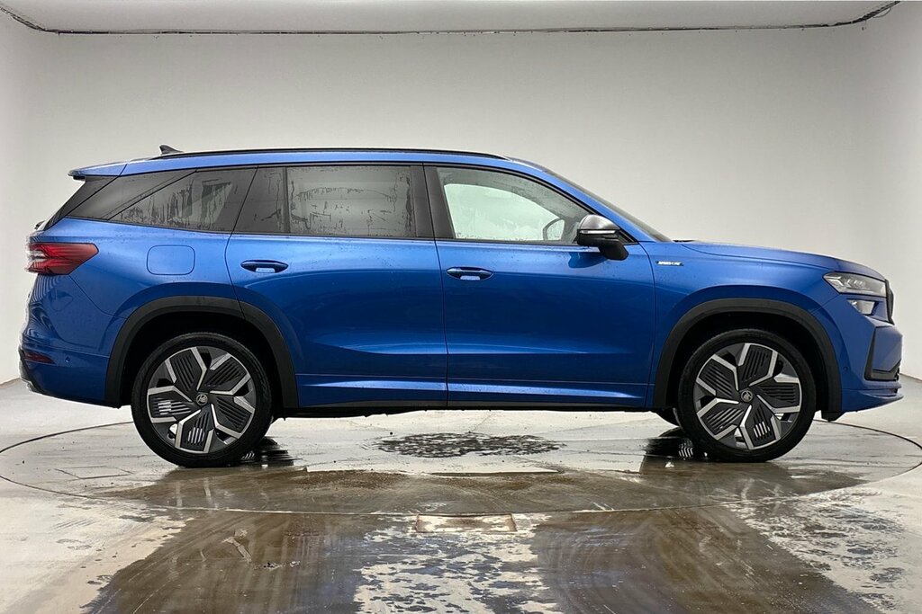 Skoda Kodiaq Sportline 7 Seats 2.0 Tdi 193 Ps Dsg 4X4 Blue #4