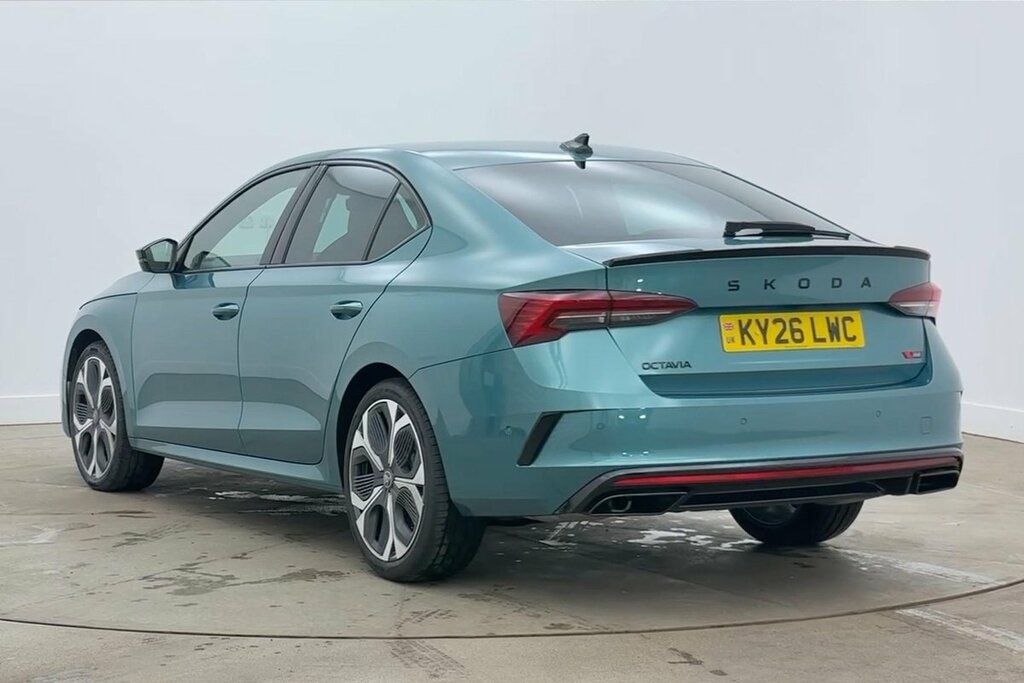 Skoda Octavia Hatch Vrs 2.0 Tsi 265 Ps Dsg Blue #3