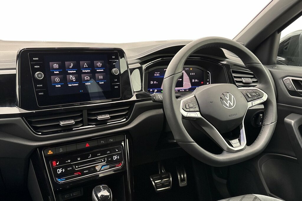Volkswagen T-Roc Black Edition Plus 1.5 Tsi 150Ps 7-Speed Dsg Blue #2
