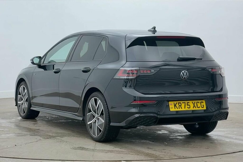 Volkswagen Golf Hatch Black Edition 2.0 Tdi 150 Ps 7-Speed Dsg 5 D Black #3