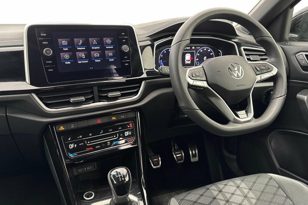 Volkswagen T-Roc R-line 1.5 Tsi 150Ps 6-Speed Black #2