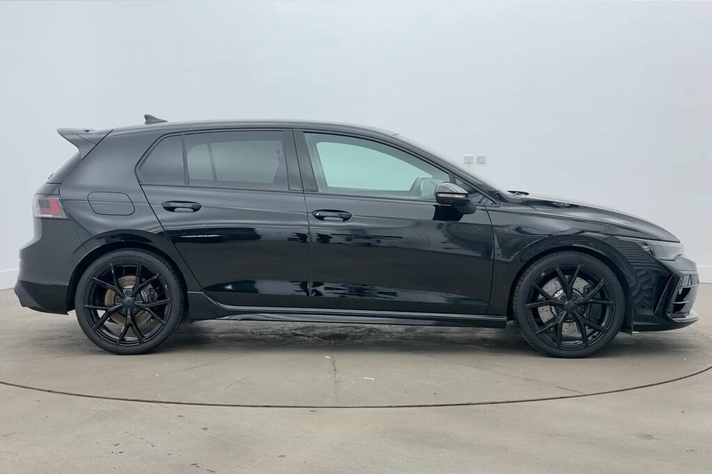 Volkswagen Golf Hatch R Black Edition 2.0 Tsi 4Motion 333 Ps 7-Spe KS75SVC Black #4