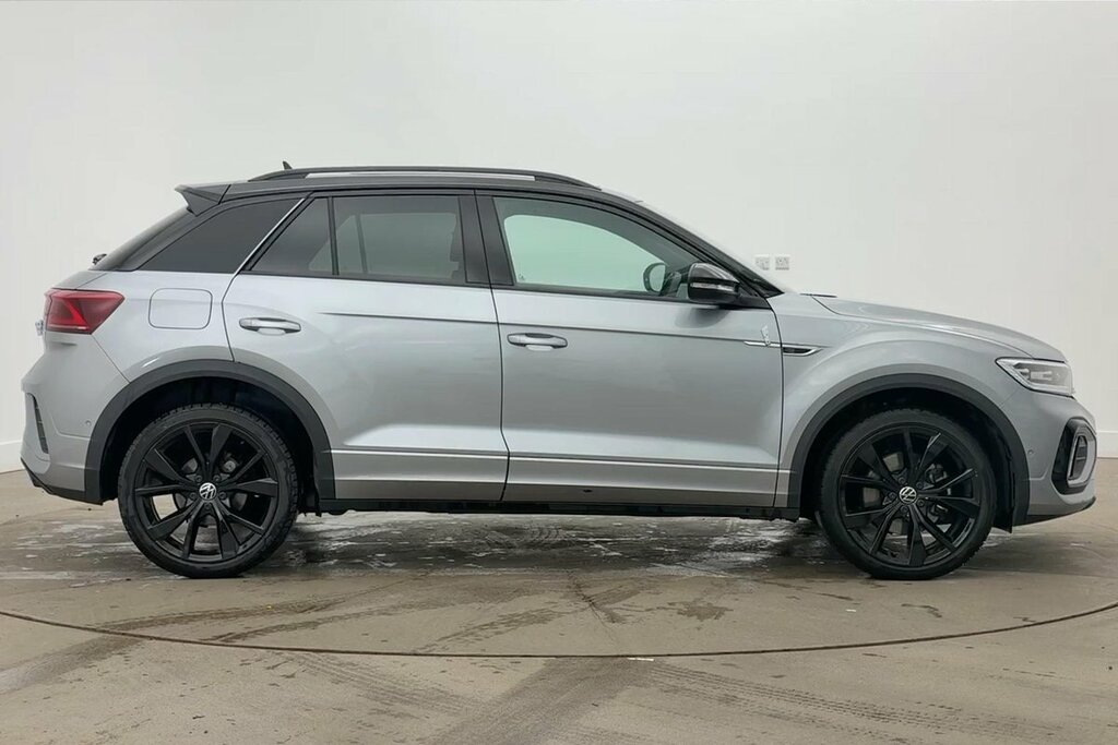 Volkswagen T-Roc Black Edition Plus 1.5 Tsi 150Ps 7-Speed Dsg Silver #4